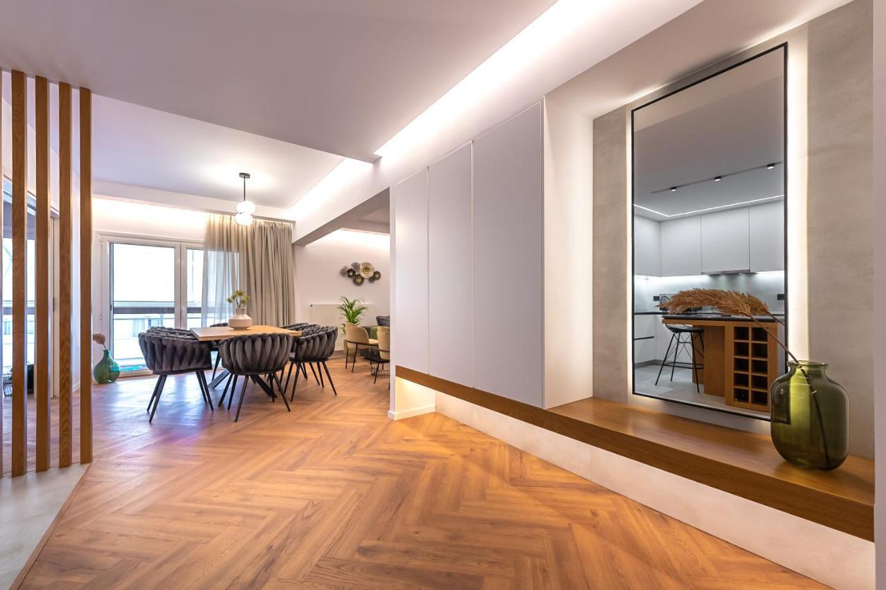 Apartamento Phaedrus Living Luxury Penthouse Ploutarchou Atenas Exterior foto